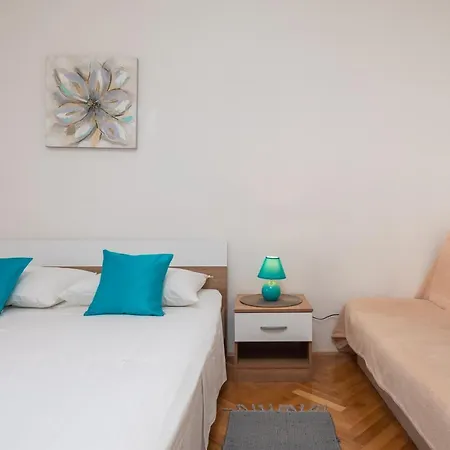 Apartment Beba Dugi Rat Exterior photo